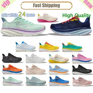 Chaussures One Running Chaussures Femme Plateforme Sneakers Chaussures Chaussures Black White Mens Women Trainers Runnners 2024 Haute qualité