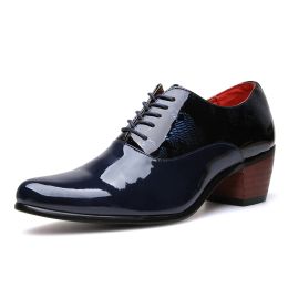 Chaussures qualité hommes chaussures formelles talons hauts oxfords mocassins en cuir breveté mâle augmentation de hauteur rouge