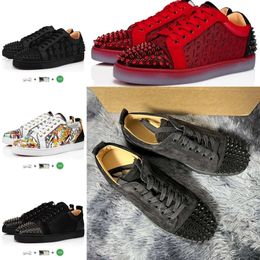 Schoenen Rood Designer schoenen Vrijetijdsschoenen Heren Vrijetijdsschoenen Rode bodems Damesmode Sneakers Splike Laag Zwart rood Wit Gesneden Leer tripler Vintage Luxe Sneakers