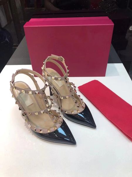 Zapatos Sandalias Punta estrecha Tacones altos Bombas Piel de oveja Estilo de moda Mujeres Remache Estrella Charol Nupcial Boda Fiesta Mujeres Zapatos sexy Con caja