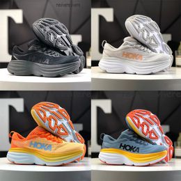 Chaussures Slippers Hoka Bondi 8 Hokas One Clifton Black Blanc Shock Absorbant Road Carbon X2 Men Femmes Sneakers Climbing Runner Trainer