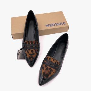 Schoenen slangenpatroon/luipaard puntige teen dames flats enkele schoenen Britse slip op luie zacht lederen casual loafers merk designer schoenen