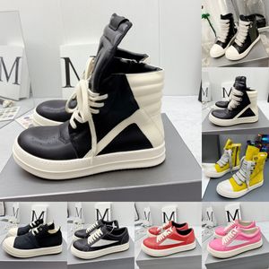 Schoenen Sneakers Designer schoenen Zwart high-top schoenen Casual korte laarzen luxe lederen ontwerper canvas klassiek ademende witte grote schoenveters heren designer schoenen