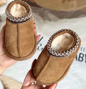 Schoenen Tasman Slippers Tazz Baby Kinderen Peuter Kastanjebont Slippers Schapenvacht Shearling Classic Ultra Mini Boot Wintermuiltjes Wol Little Big 6332ESS