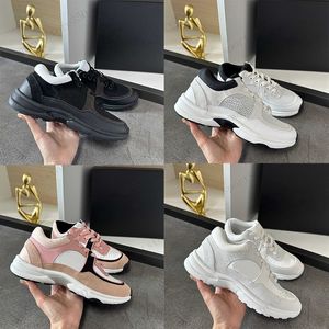 Chaussures Femmes Paris Hommes Casual Designer Baskets Printemps Automne Chaussure À Lacets Noir Blanc Rose Confortable Respirant Baskets En Plein Air Baskets De Mode 69111