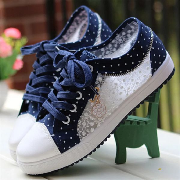 Chaussures Femmes Sneakers d'été Chaussures vulcanisées Girls Lace Sneakers Breatcheurs École Étudiant Fashion Fashion Girl Blue Blue Casual