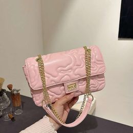 Winkel best verkopende crossbody tas roman 80% fabriek groothandel xiao yang qi dames minimalistische tas snoep perzik zijden tous mode diagonale straddle schouder veelzijdige tas