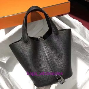 Los bolsos diseñados en la tienda se venden a bajo precio, versión alta, bolso tipo cesta, bolso de cuero genuino para mujer, bolso de mano de piel de vaca de gran capacidad