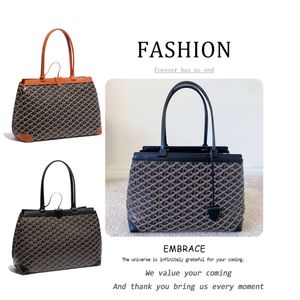 Fashion Bellechasse Biaude PM Designer Shopper Sac femme femme de voyage en cuir épaule de luxe Sac d'embrayage homme sac à main plage pochette Vacation Crossbody Fody Keepall Sacs