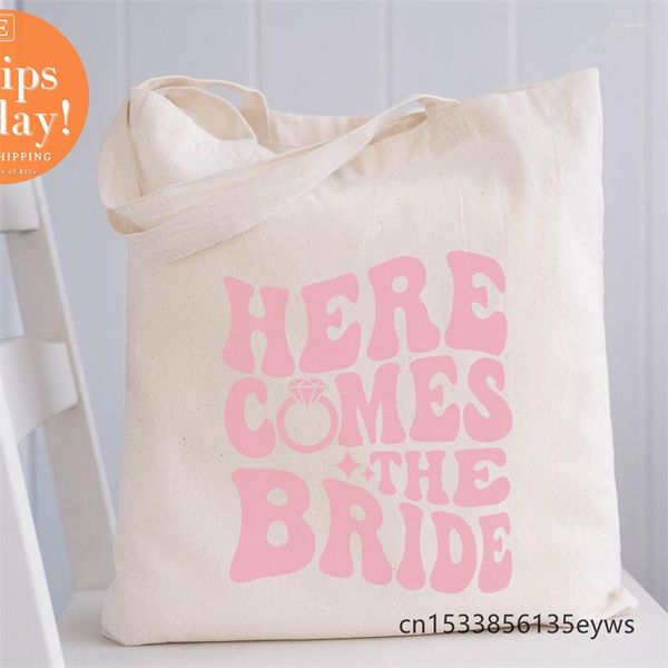 Sacs de courses Here Comes The Bride Graphic Hipster Cartoon Print Tote Girls Pacakge Sac à main