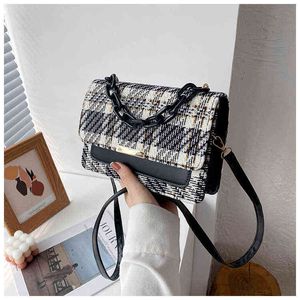 Sacs à provisions Rétro Plaid Single Strap Femmes Designer Bandbody Couleur Solide Design de luxe Patchwork Épaule Casual Fourre-tout for220307