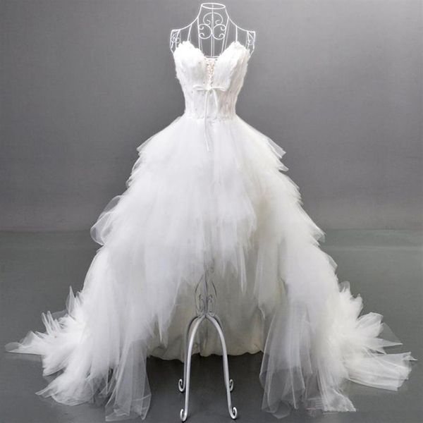 Court Avant Long Retour Robes De Mariée Nouveau Design Cristaux Plume Volants Tulle Haut Bas Robes De Mariée robe de noiva Real Po 2833