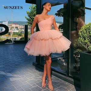 Vestidos cortos de cóctel hinchados 2020, vestido de fiesta plisado de un hombro, vestido de baile de tul rosa, falda escalonada 261V