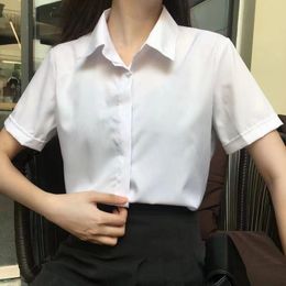 Blusa de manga corta para mujer diseño blanco sentido minoría 2024 verano nuevo estilo temperamento vestido profesional camisa de trabajo impermeable