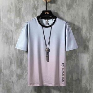 T-shirts à manches courtes Casual Hommes Tendance de la mode d'été Lâche Hip Hop Streetwear Gradient Rampe Tops T-shirts masculins 210716