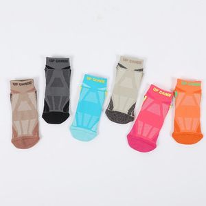 Chaussettes de sport courtes nouveau design créatif masculin drôle chaussettes heureuses homme chaussettes en coton confortables pour le cyclisme marche nouvelle mode