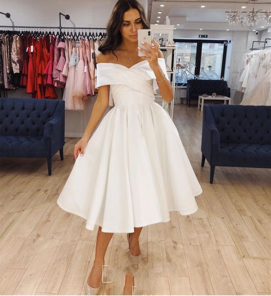 Vestido de novia corto satén hasta la rodilla plisado Simple fuera del hombro vestido de novia para mujeres novias elegante bata De Mariee vestidos formales