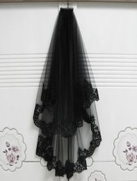 Velos de boda cortos Decoración de Halloween Negro con peine Apliques de encaje de dos capas Accesorio para el cabello Velos de novia de boda 65 cm85 cm 2015402231