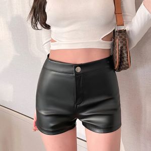 Shorts 2022 Nieuwe Europese en Amerikaanse dames hoge taille bodycon pu leer goth elastic strakke sexy zwart kort