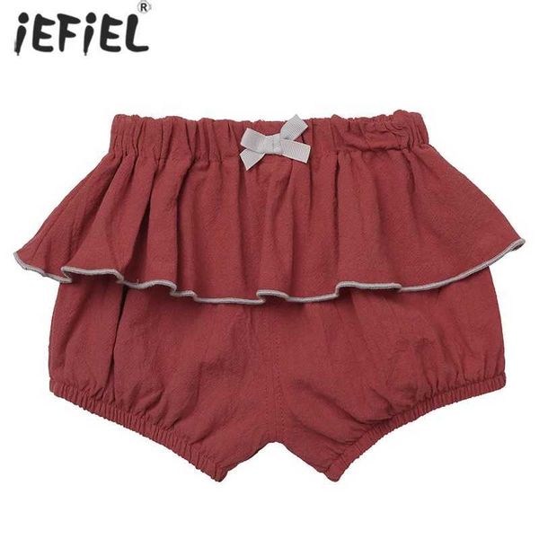 Shorts shorts pour bébé fille plissée shorts adaptés aux nouveau-nés et aux jeunes enfants Nouvelles couches d'arc d'été adaptées aux shorts Baby PP 6m-3T D240510