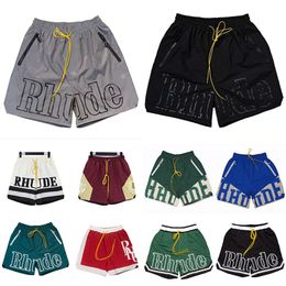 Shorts Designer Men Hude Shorts d'été Swim Sweet Short Longueur Hip Hop High Street Street Training Pantal Pantalons Mens Casual Loose Fit Sports Pantalon 37C