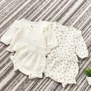 Shorts Baby Baby Girls Vêtements Suit en coton Tshirt imprimé + Pp Shorts printemps automne bébé filles vêtements pour enfants Vêtements