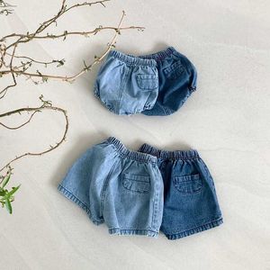 Pantalones cortos de verano ropa para bebés sólidos pantalones cortos para bebés bloomer de cintura elástica ropa casual d240510