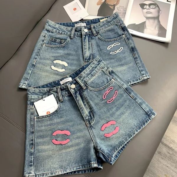 shorts féminins jeans designer vêtements femmes channe d'été serviette rose deux lettres croiées shorts en jean brodés lointain