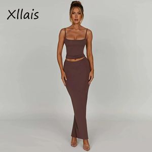 Shorts Xllais Herfst Effen Lange Jurk Sets Sexy Backless Crop Top en Rok Pak Mode Effen Bodycon 2-delige Ourfits voor dames