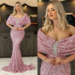 Mochten de zeemeermin glamoureuze jurken van prom glanzende lovertjes Ruffles Court Gown Custom Made Zipper Party Dress Plus Size Vestido de Noite