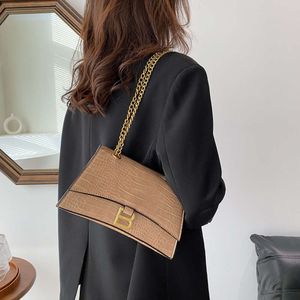 Sac à bandoulière Designer vend des sacs de marque chaude nouveau modèle de mode sac à fermeture éclair à la mode femmes poche