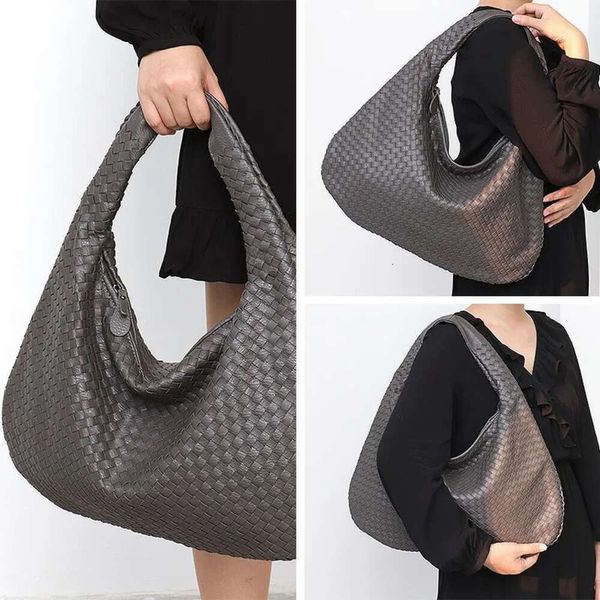 botega bag Bolso de hombro Bolsos de noche Marca Hobo de cuero vegano Hecho a mano Tejido Casual Bolso femenino Gran capacidad Patchwork Cremallera Bolsos de mujer 10