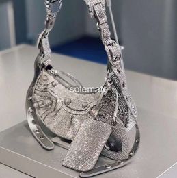 Sac à épaule créatrice de mode Crossbody Motorcycle Half Moon Womens Rhiniamone Purse Diamond Luxury Handbag Retro