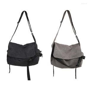 Schoudertassen 2023 Crossbody Voor Vrouwen Postbode Tas Middelbare School Meisjes Eenvoudige Grote Capaciteit Mode Nylon