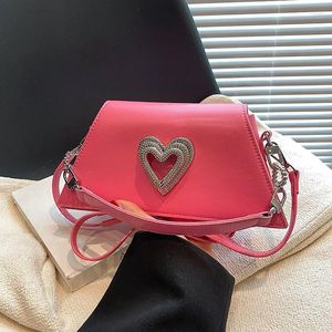 Schoudertassen 2023 Koreaanse Mode Snoep Kleur Handheld Dames Crossbody Strass Liefde Gepersonaliseerde Hart Kleine Vierkante Tas