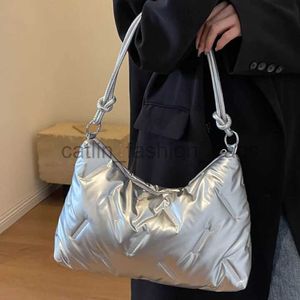 Schoudertassen 2023 Winter Space Dames Soulder-tassen Gewatteerd geborduurd loopvlak Tote andbags Onderarmtassencatlin_fashion_bags
