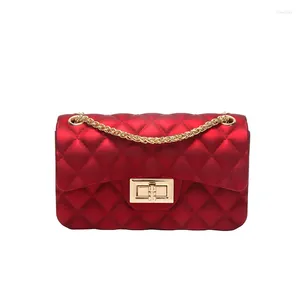 Schoudertassen 2024 Mattas Transparante matte PVC Jelly All-match diamanten ketting dames koppeling rood mini vierkant crossbody