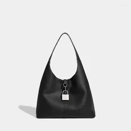 Bolsas de hombro 2024 Spring Dark Big Lock Bag Bag Bask Capacidad Hobos Pasteles de estilo neutral Diseñador de lujo Bolsos informales de lujo