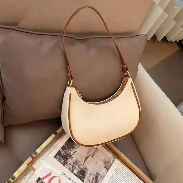 Bolsos de hombro 2024, bolso de moda para mujer, bolso para axila, laca de Color sólido, bolso de cuero PU, marca de moda para mujer, bolso con cadena Simple para mujer