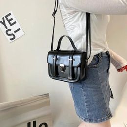 Sacs à bandoulins Bags de flèche Insérer Type de serrure Small Square Fashion Design Girl Femme Dame Handsbag