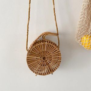 Schoudertassen bamboe rond klein crossbody met handvat voor vrouwen 2024 zomer dames tas luxe strand portemonnees en handtassen
