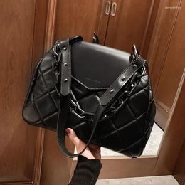 Sacs à bandouliers Bolsa Feminina Grande Chain Handbag Femelle 2024 Fashion Forwing Fomen Luxury Sac Texture de grande capacité