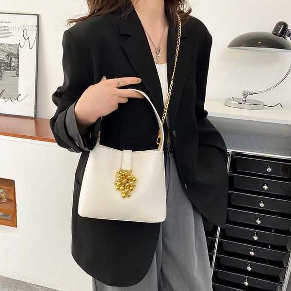 Bolsos de hombro Bolsos tipo cubo de marca para mujer, bolso de hombro de Color caramelo a la moda, nuevos monederos y bolsos, bolso cruzado de diseñador, bolso de mano con cadena