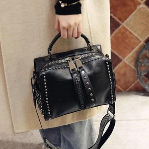 Sacs à bandoulière marque femmes sacs à main en cuir mode Rivet femme sac noir haute capacité bandoulière pour dames de luxe
