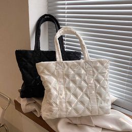 Sacs à bandoulière Toile pour Femme Casual Shopper Bag Mode Motif Matelassé Simple Shopping Single Women Cotton Totes 230426