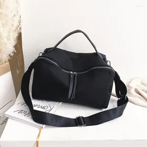 Schoudertassen Casual nylon handtas vrouwen licht en eenvoudige tas grote capaciteit crossbody messenger pouch sport gym tote zak