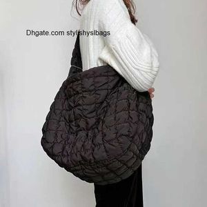 Bolsas de ombro casuais franzidas superdimensionadas Bolsas de ombro femininas acolchoadas de grife Bolsa transversal acolchoada de grande capacidade Bolsas grandes de compras