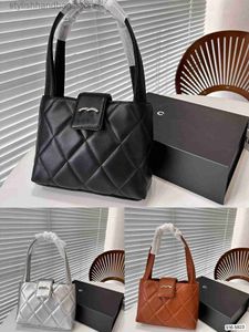 Sacs à bandoulière Sac de créateur Sacs à cosmétiques Sac à bandoulière Sac à bandoulière Diamond Ceck Sac carré en peau d'agneau en métal Blackstylishhandbagsstore