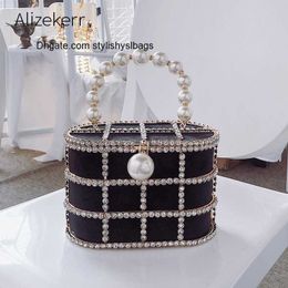 Schoudertassen Diamonds Basket Evening Clutch Bags Vrouwen 2019 Luxe Hollow Out Preal Beaded Metallic Cage Handtassen Dames Wedding Party Purse
