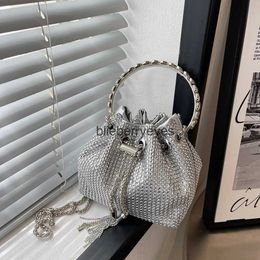 Schoudertassen Diamanten Kwastje Avondtasje Dames Trekkoordketting Glanzend Kristal Emmer Clutch Messenger Bruids Bruiloftsfeest Handbagblieberryeyes